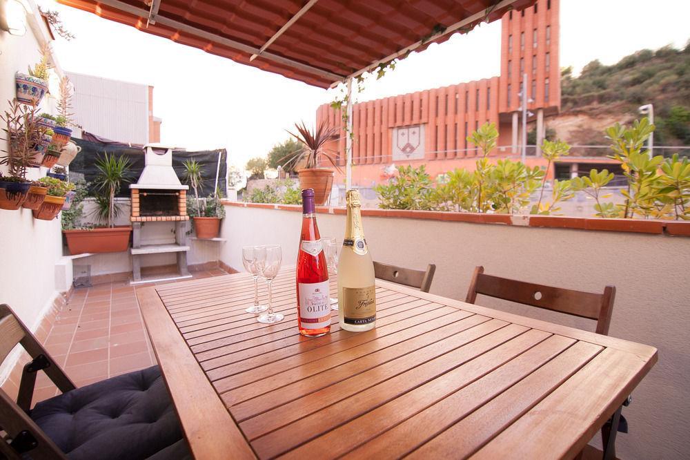 Aparthotel Ático, terraza y BBQ, Metro BCN, Park Güell Barcelona Exterior foto